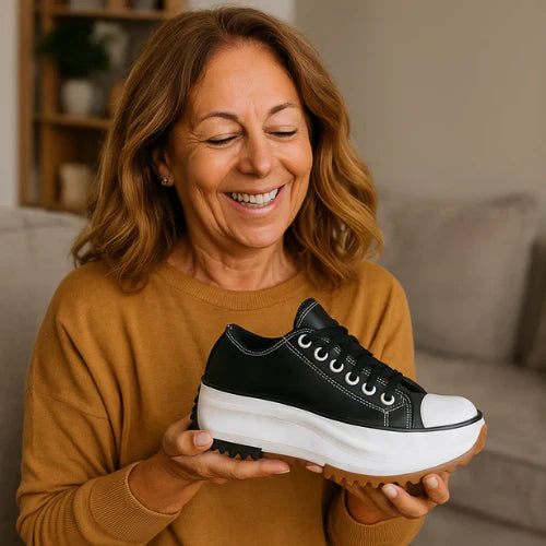 <p><strong>Klienci uwielbiają nasze buty!</strong></p>